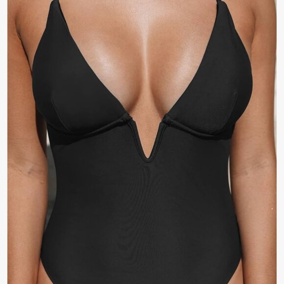 Black one piece front plunge swimsuit - Picture 6 of 9